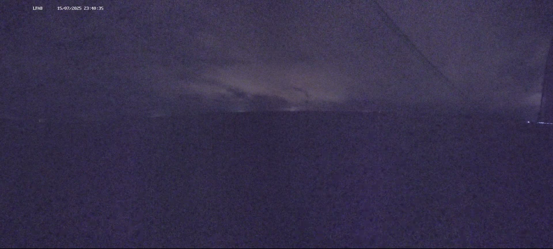 Dieppe Saint Aubin Airport  Live Cam DPE/LFAB - Dieppe, Seine-Maritime, Normandie, France