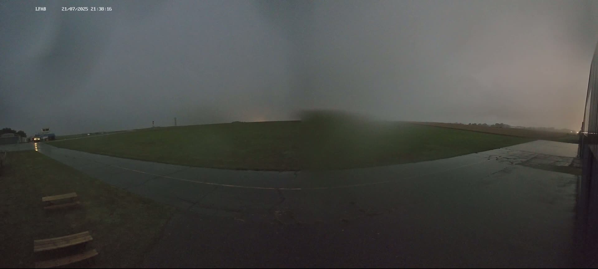 Dieppe Saint Aubin Airport  Live Cam DPE/LFAB - Dieppe, Seine-Maritime, Normandie, France