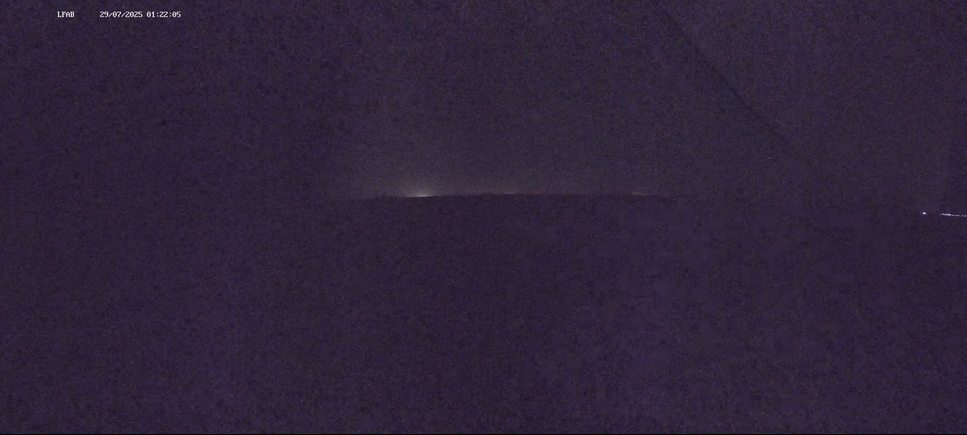 Dieppe Saint Aubin Airport  Live Cam DPE/LFAB - Dieppe, Seine-Maritime, Normandie, France