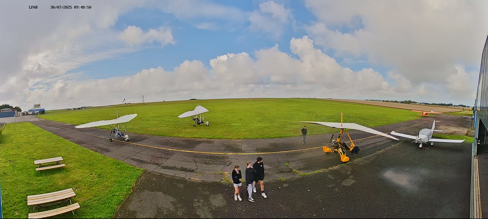Dieppe Saint Aubin Airport  Live Cam DPE/LFAB - Dieppe, Seine-Maritime, Normandie, France