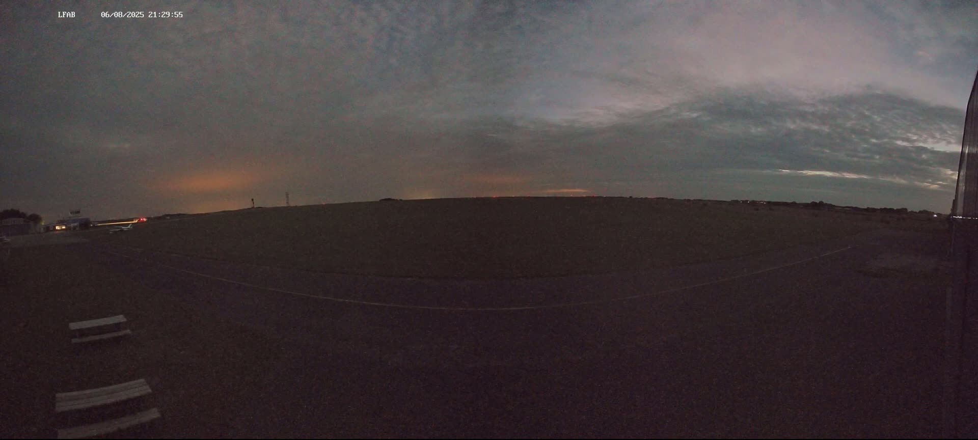 Dieppe Saint Aubin Airport  Live Cam DPE/LFAB - Dieppe, Seine-Maritime, Normandie, France