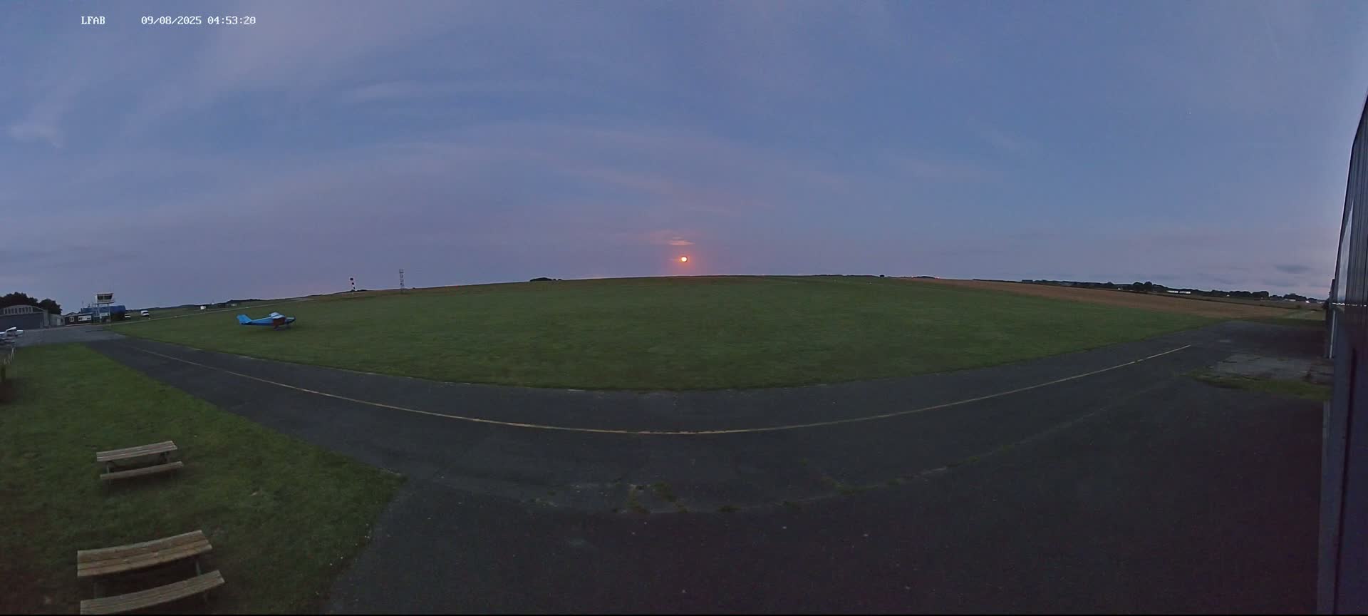 Dieppe Saint Aubin Airport  Live Cam DPE/LFAB - Dieppe, Seine-Maritime, Normandie, France