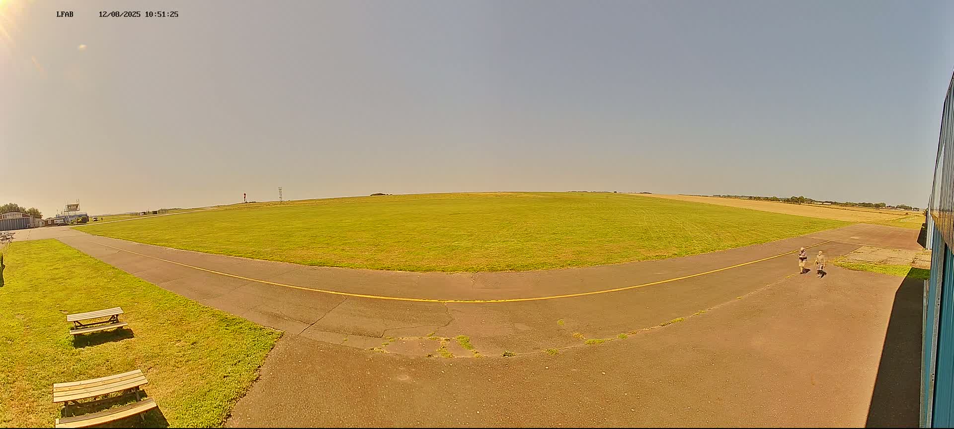 Dieppe Saint Aubin Airport  Live Cam DPE/LFAB - Dieppe, Seine-Maritime, Normandie, France