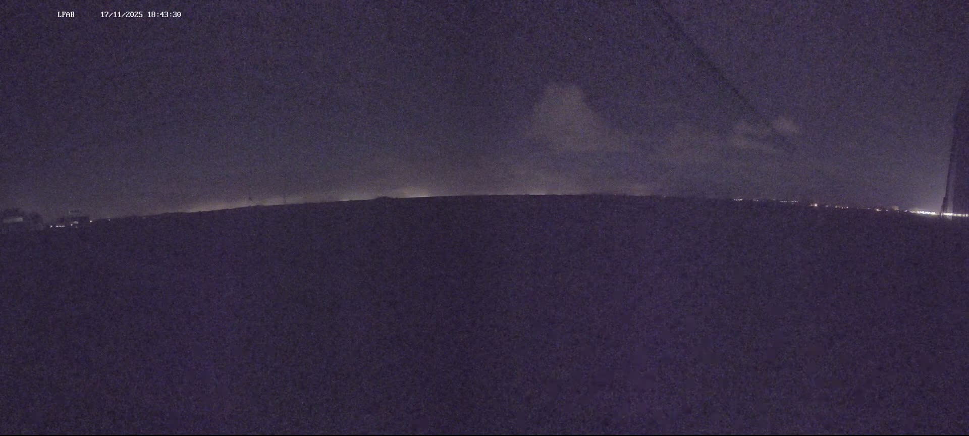 Dieppe Saint Aubin Airport  Live Cam DPE/LFAB - Dieppe, Seine-Maritime, Normandie, France