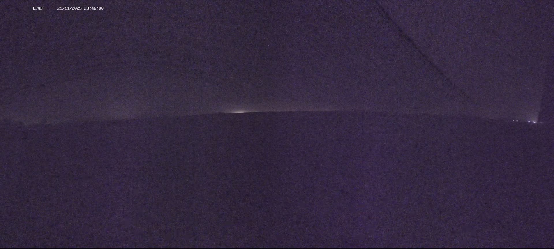 Dieppe Saint Aubin Airport  Live Cam DPE/LFAB - Dieppe, Seine-Maritime, Normandie, France