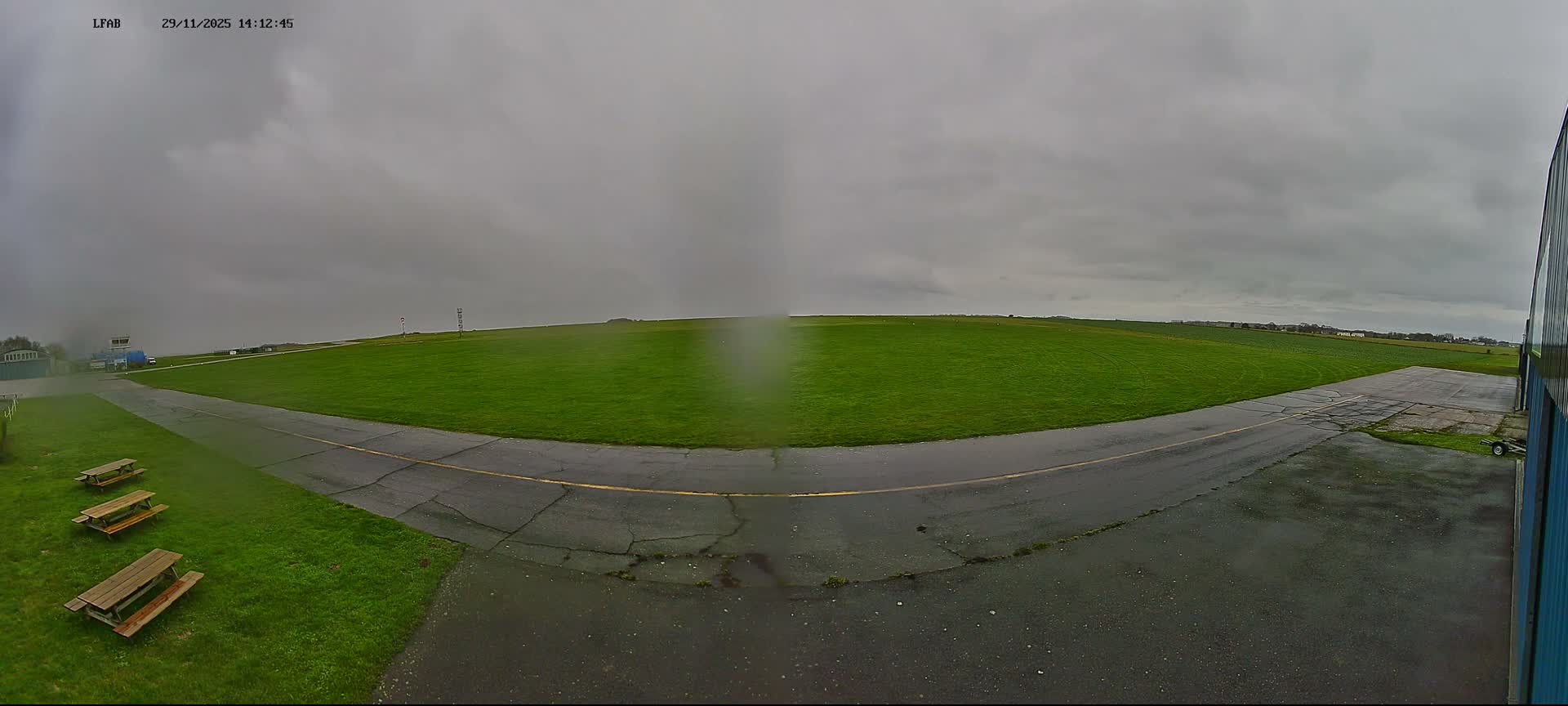 Dieppe Saint Aubin Airport  Live Cam DPE/LFAB - Dieppe, Seine-Maritime, Normandie, France