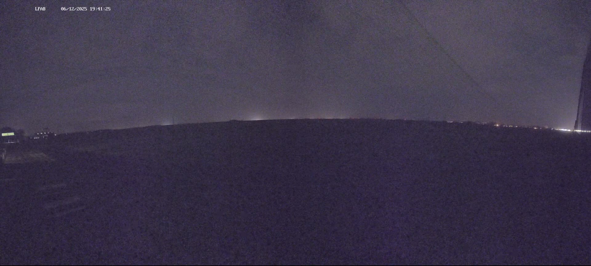 Dieppe Saint Aubin Airport  Live Cam DPE/LFAB - Dieppe, Seine-Maritime, Normandie, France