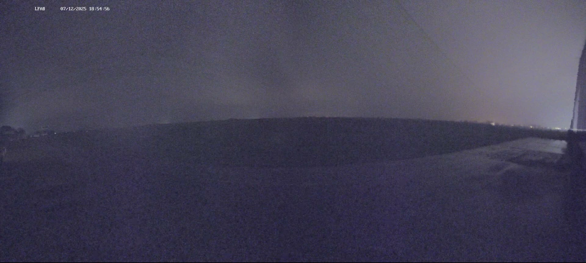 Dieppe Saint Aubin Airport  Live Cam DPE/LFAB - Dieppe, Seine-Maritime, Normandie, France