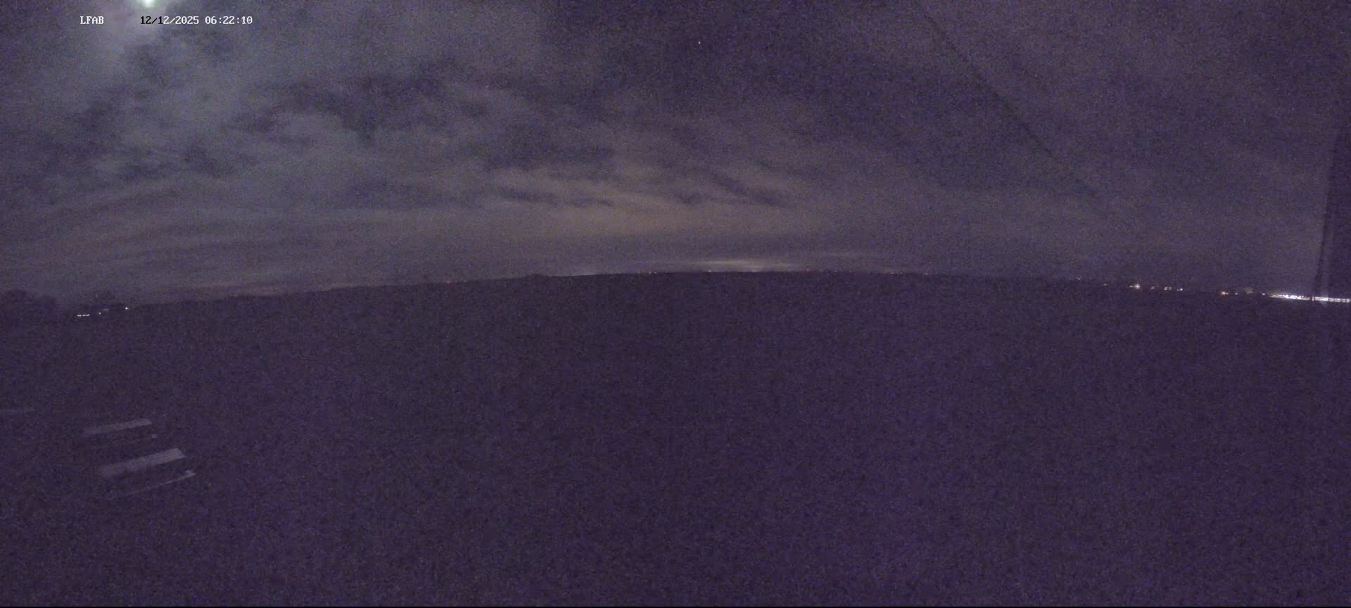 Dieppe Saint Aubin Airport  Live Cam DPE/LFAB - Dieppe, Seine-Maritime, Normandie, France