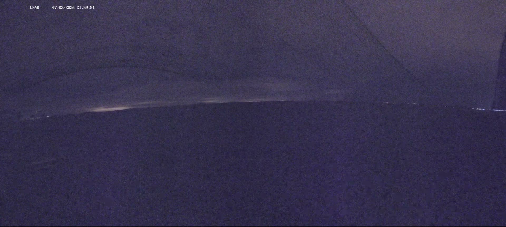 Dieppe Saint Aubin Airport  Live Cam DPE/LFAB - Dieppe, Seine-Maritime, Normandie, France
