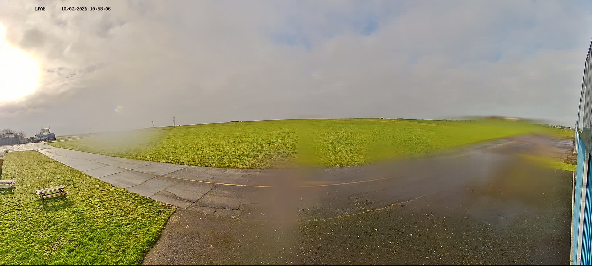 Dieppe Saint Aubin Airport  Live Cam DPE/LFAB - Dieppe, Seine-Maritime, Normandie, France