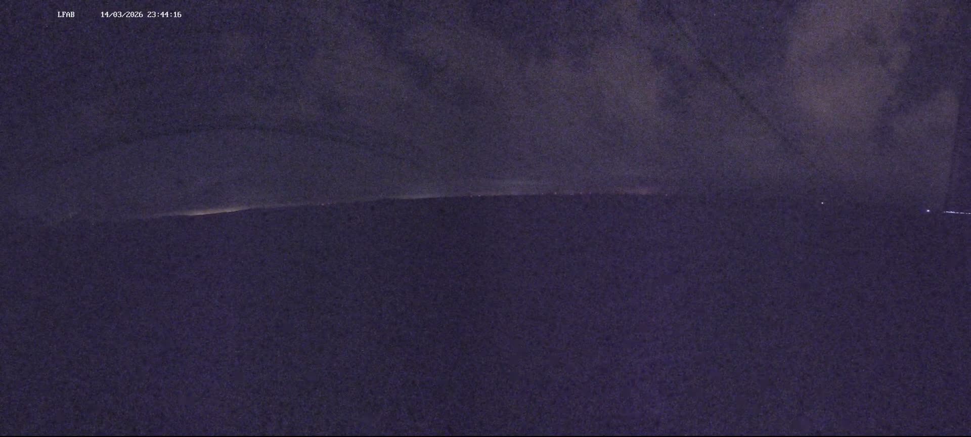 Dieppe Saint Aubin Airport  Live Cam DPE/LFAB - Dieppe, Seine-Maritime, Normandie, France