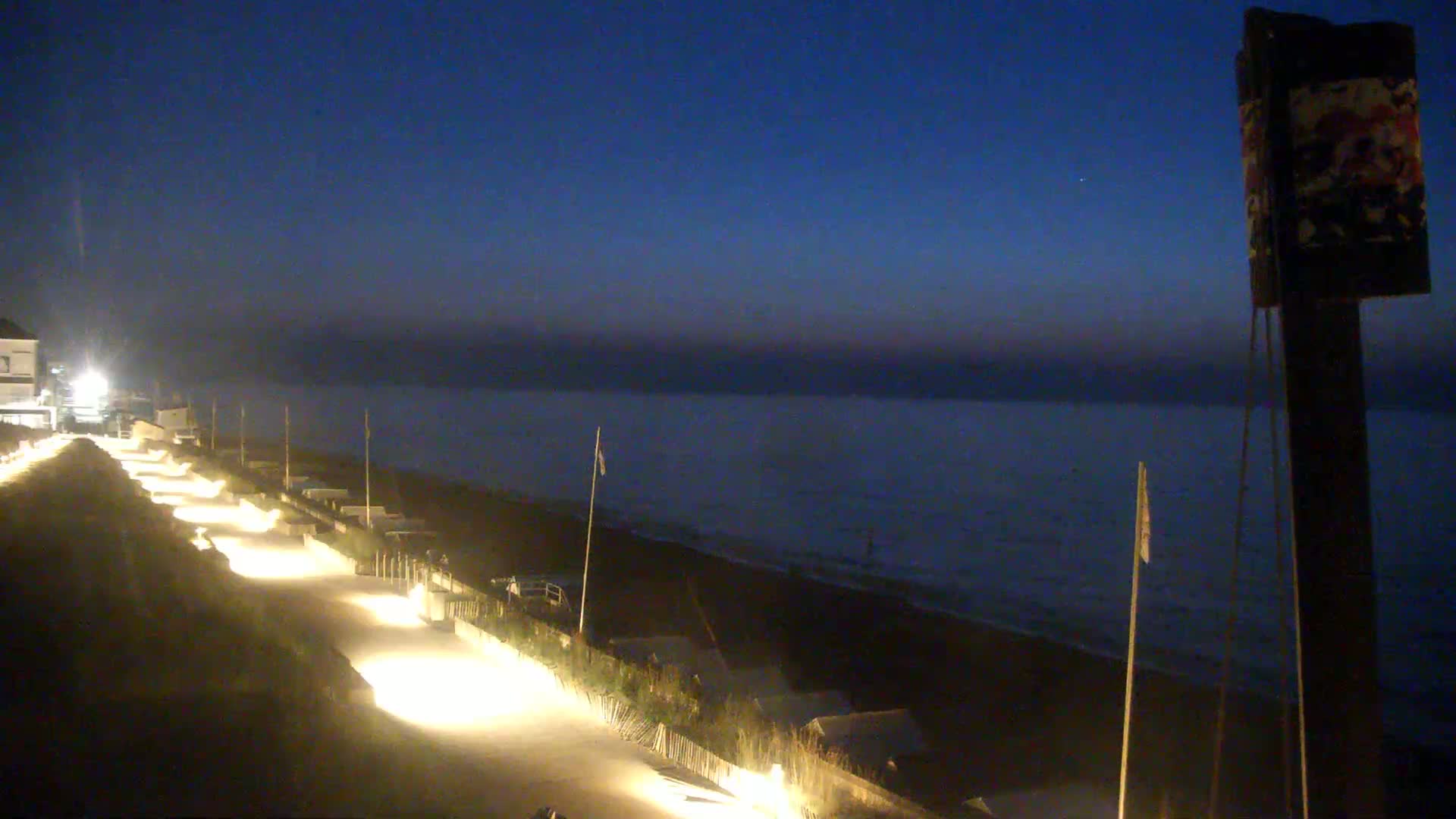 Plage de Langrune-sur-Mer Beach Live Cam - Caen, Calvados, Normandie, France