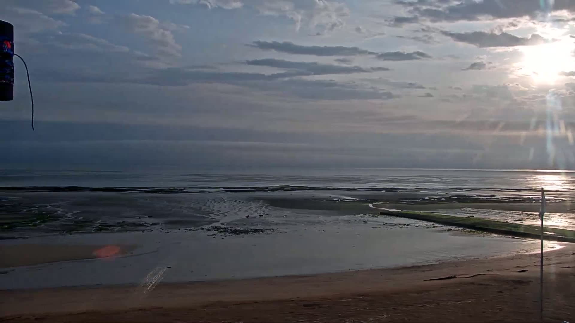 Plage de Langrune-sur-Mer Beach Live Cam - Caen, Calvados, Normandie, France