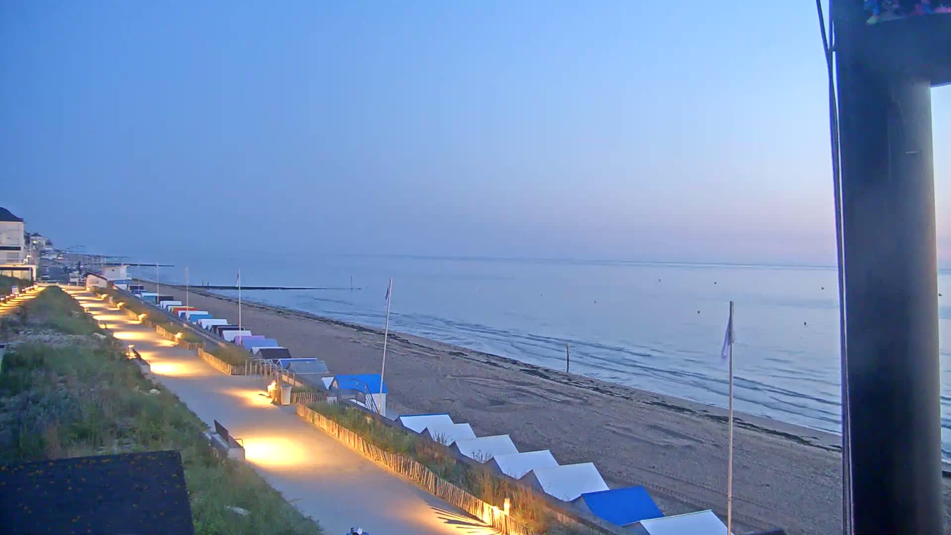 Plage de Langrune-sur-Mer Beach Live Cam - Caen, Calvados, Normandie, France
