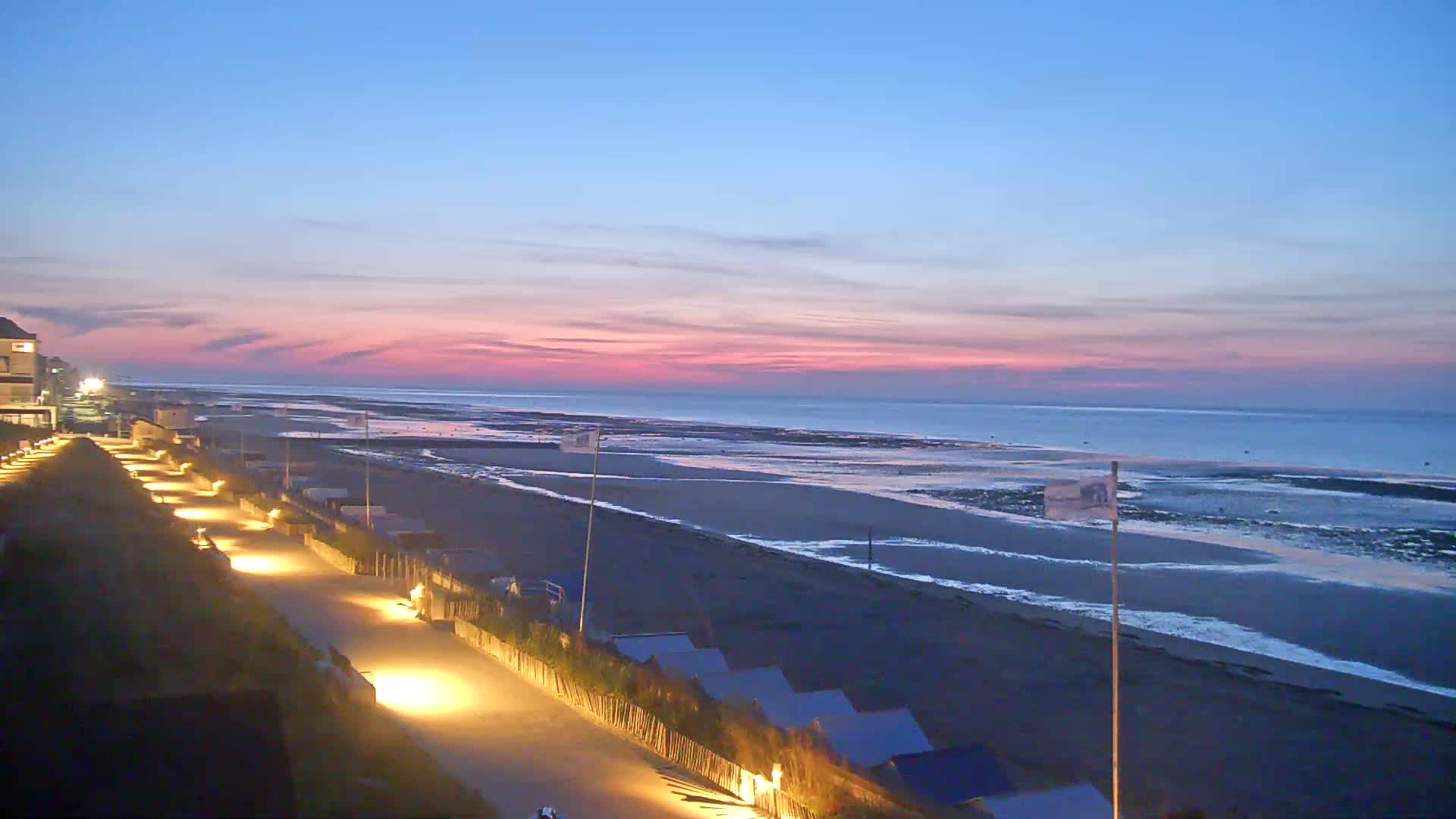 Plage de Langrune-sur-Mer Beach Live Cam - Caen, Calvados, Normandie, France