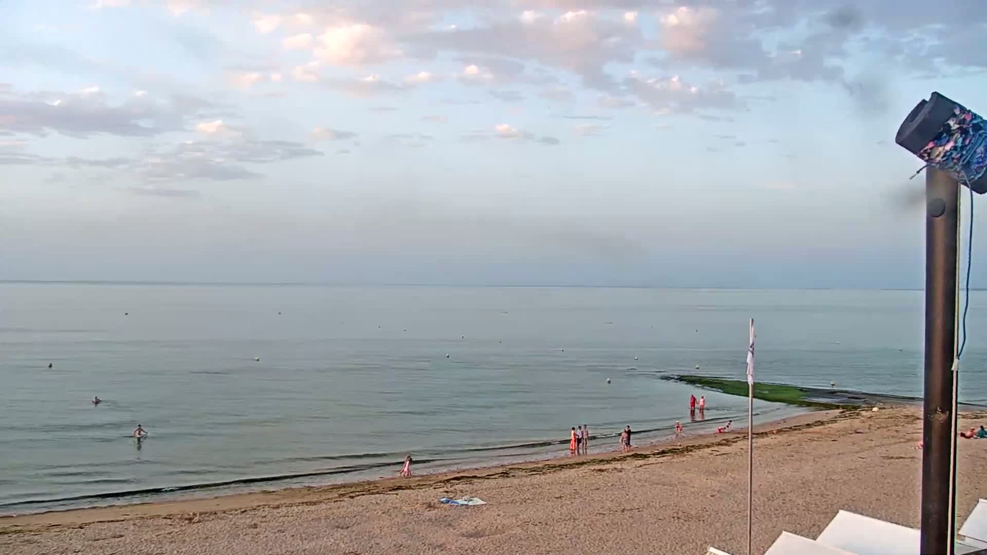 Plage de Langrune-sur-Mer Beach Live Cam - Caen, Calvados, Normandie, France