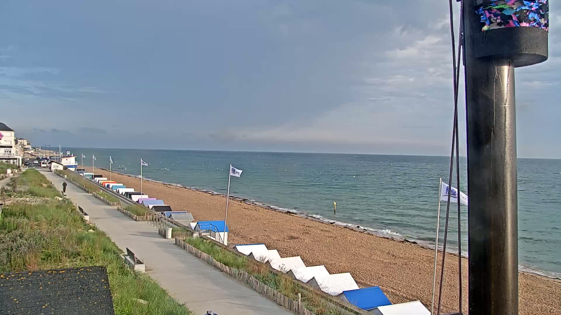 Plage de Langrune-sur-Mer Beach Live Cam - Caen, Calvados, Normandie, France