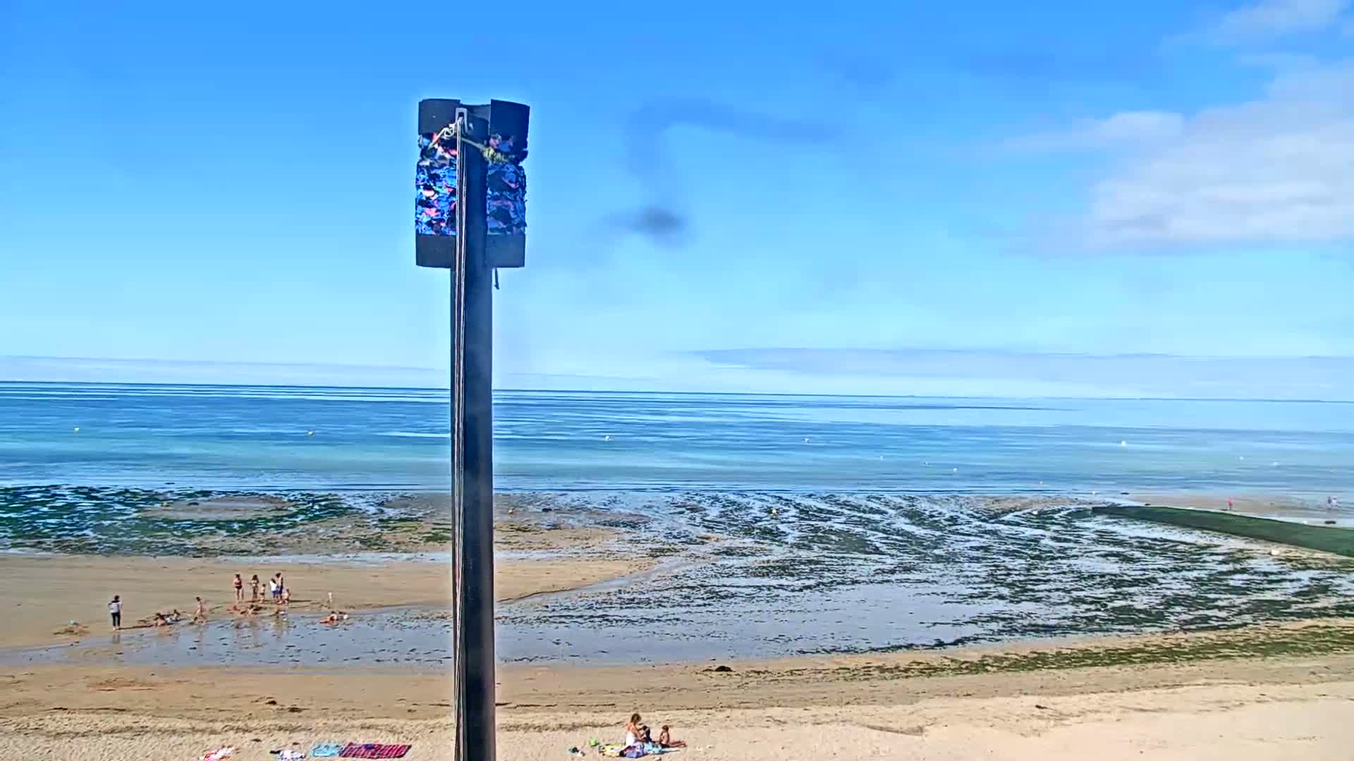 Plage de Langrune-sur-Mer Beach Live Cam - Caen, Calvados, Normandie, France