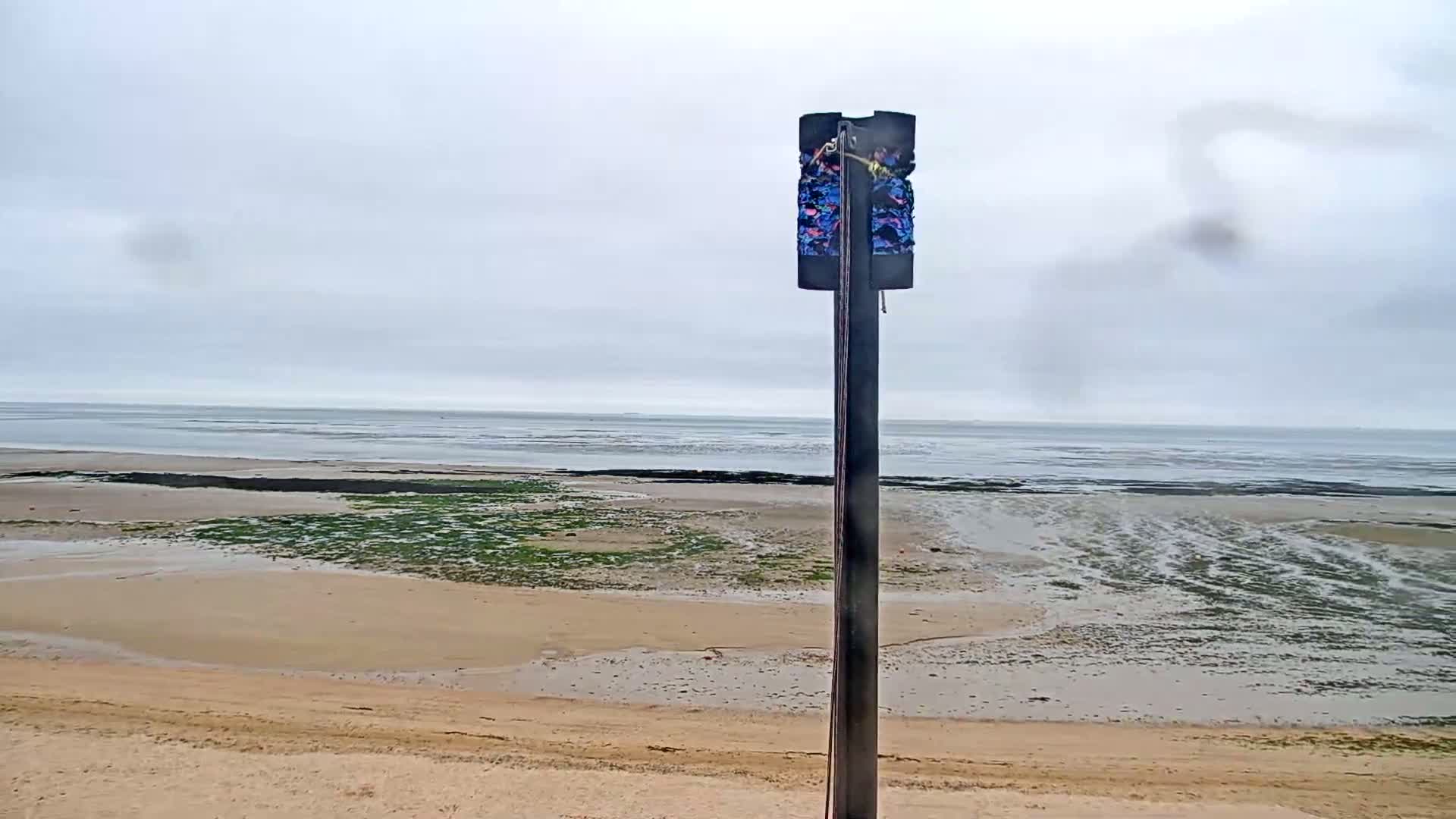 Plage de Langrune-sur-Mer Beach Live Cam - Caen, Calvados, Normandie, France