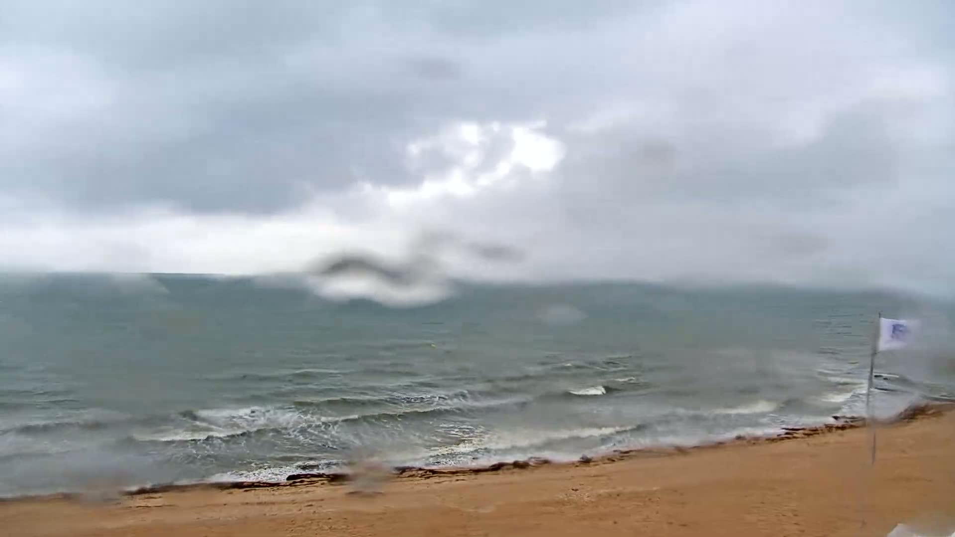 Plage de Langrune-sur-Mer Beach Live Cam - Caen, Calvados, Normandie, France