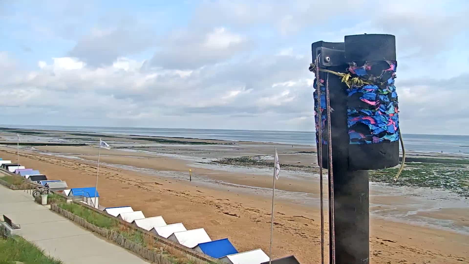 Plage de Langrune-sur-Mer Beach Live Cam - Caen, Calvados, Normandie, France