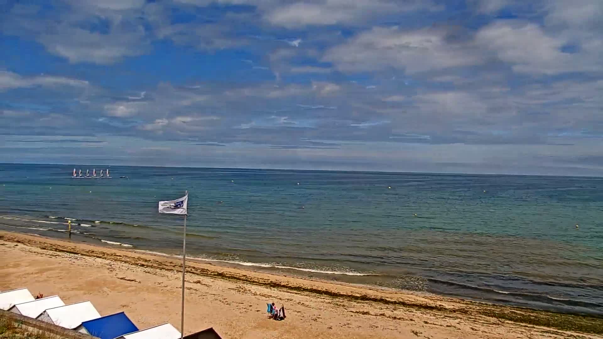 Plage de Langrune-sur-Mer Beach Live Cam - Caen, Calvados, Normandie, France