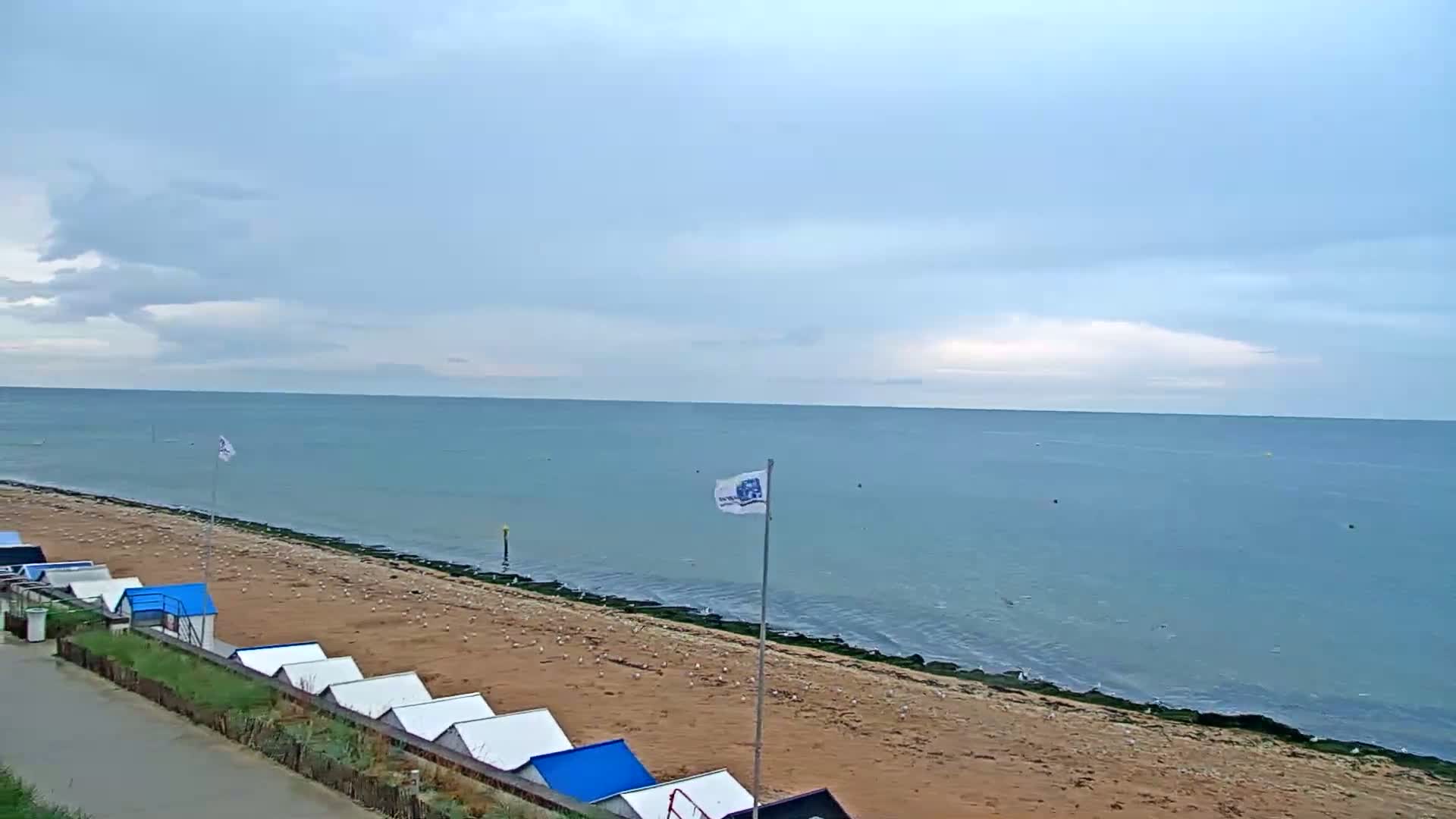Plage de Langrune-sur-Mer Beach Live Cam - Caen, Calvados, Normandie, France