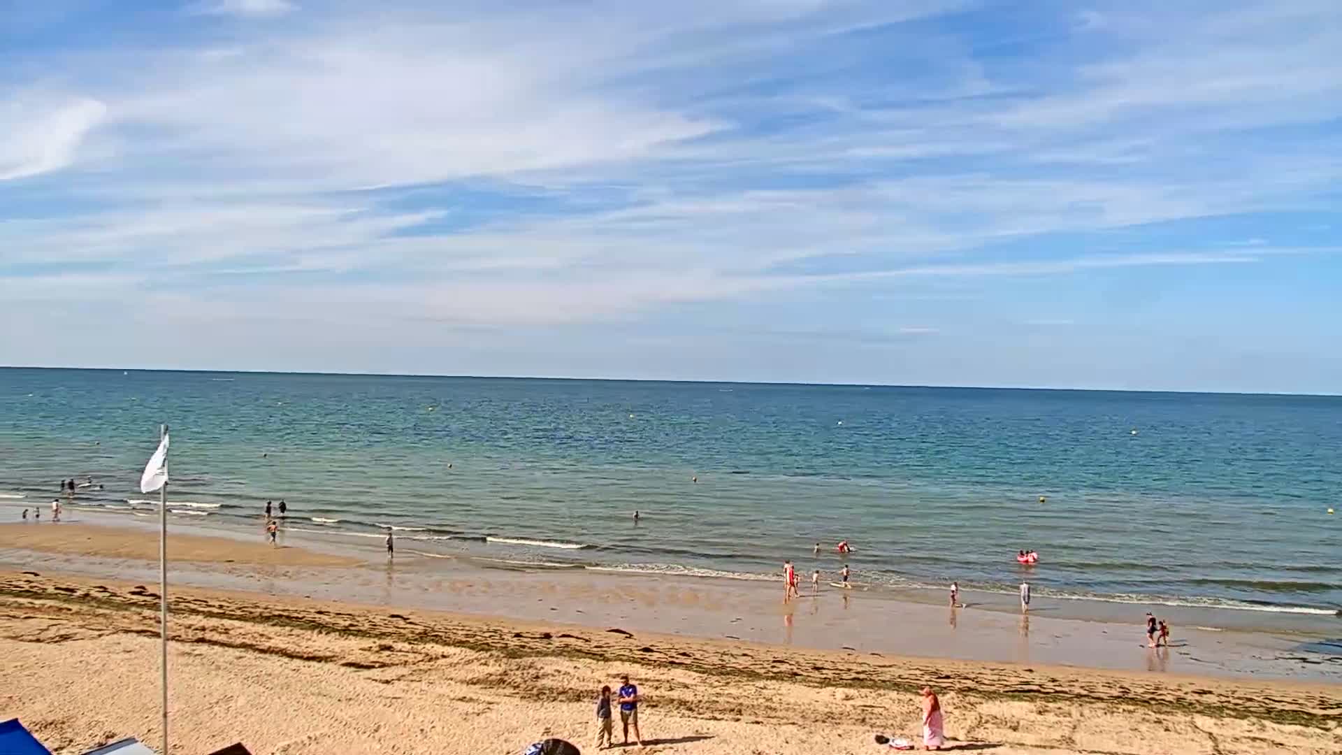 Plage de Langrune-sur-Mer Beach Live Cam - Caen, Calvados, Normandie, France