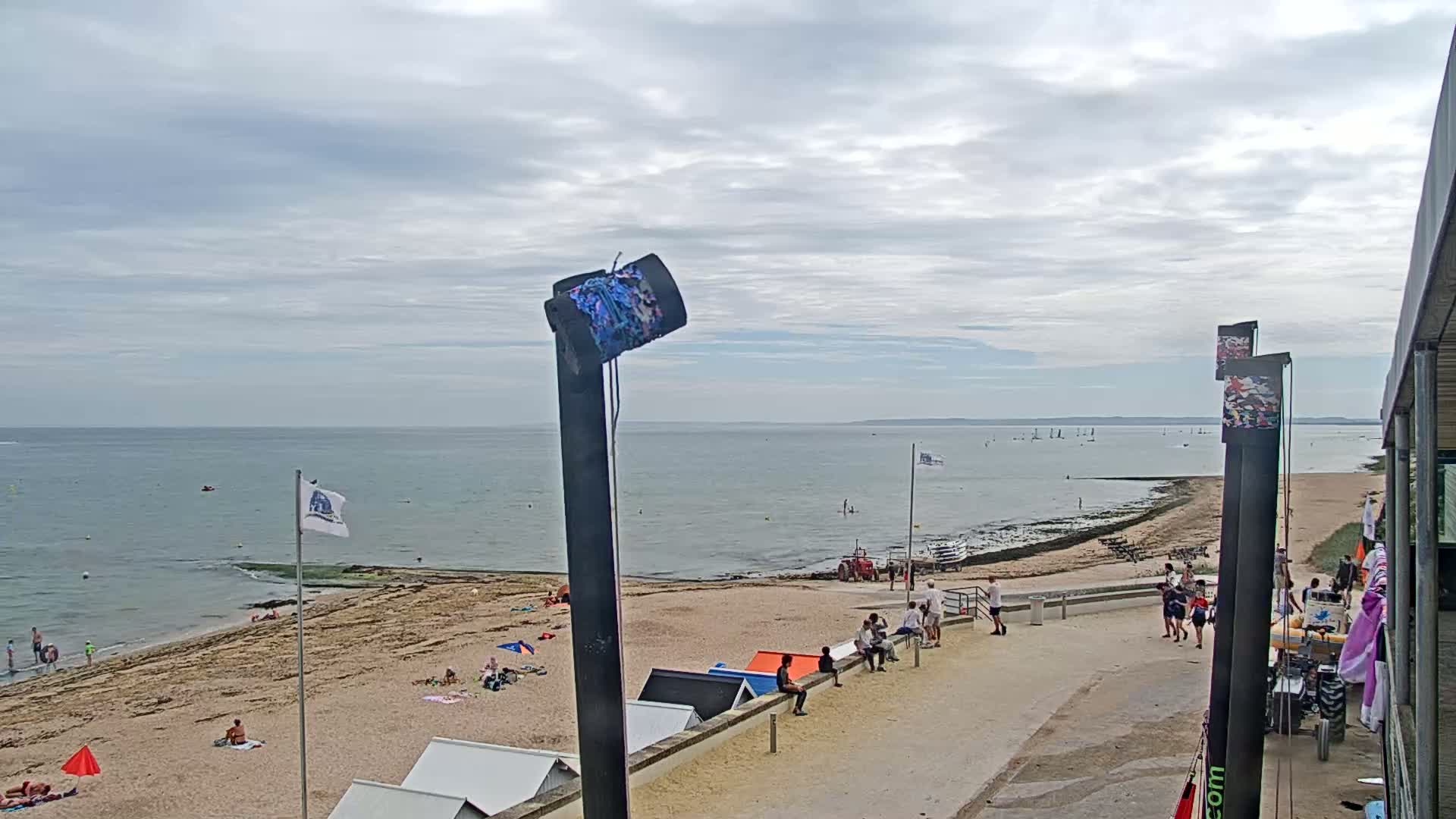 Plage de Langrune-sur-Mer Beach Live Cam - Caen, Calvados, Normandie, France