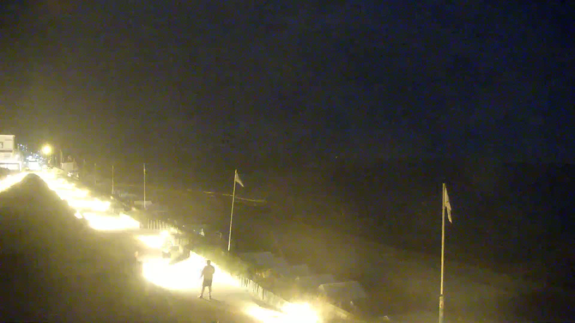 Plage de Langrune-sur-Mer Beach Live Cam - Caen, Calvados, Normandie, France