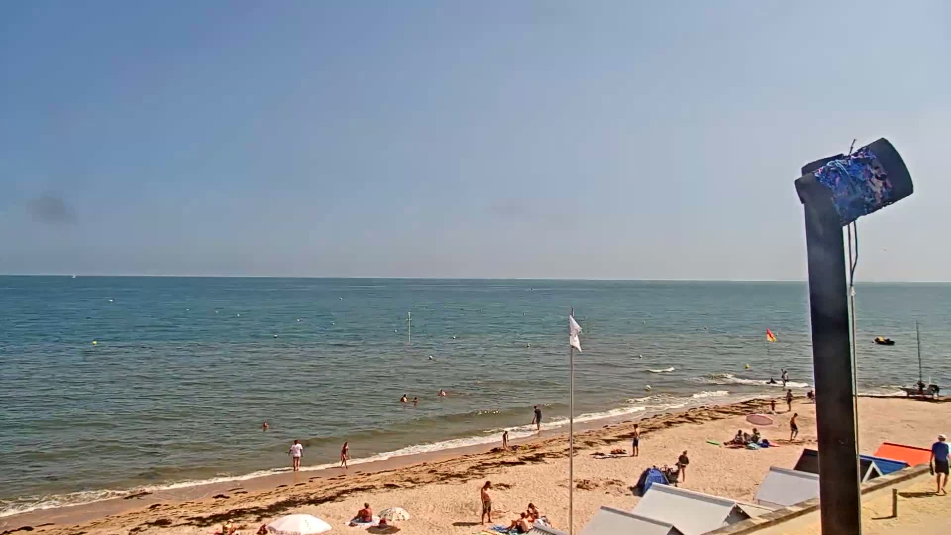 Plage de Langrune-sur-Mer Beach Live Cam - Caen, Calvados, Normandie, France