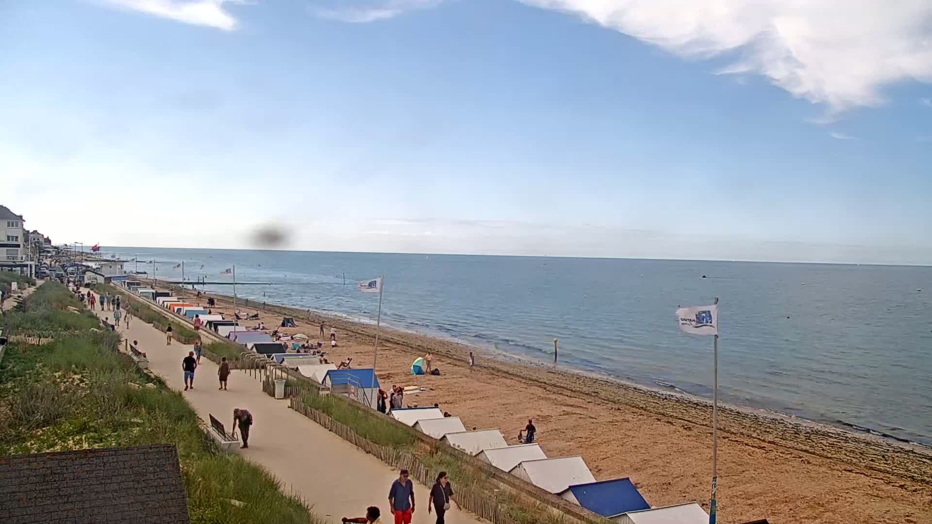 Plage de Langrune-sur-Mer Beach Live Cam - Caen, Calvados, Normandie, France