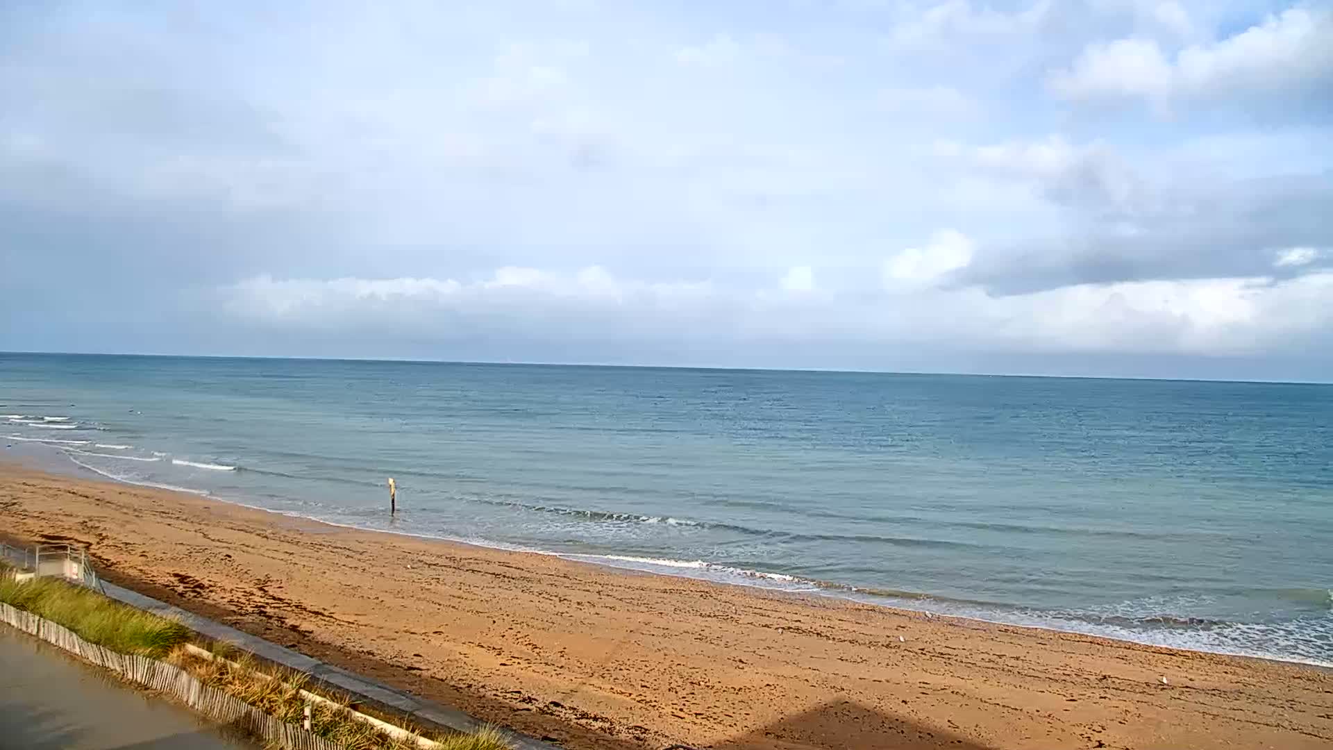 Plage de Langrune-sur-Mer Beach Live Cam - Caen, Calvados, Normandie, France