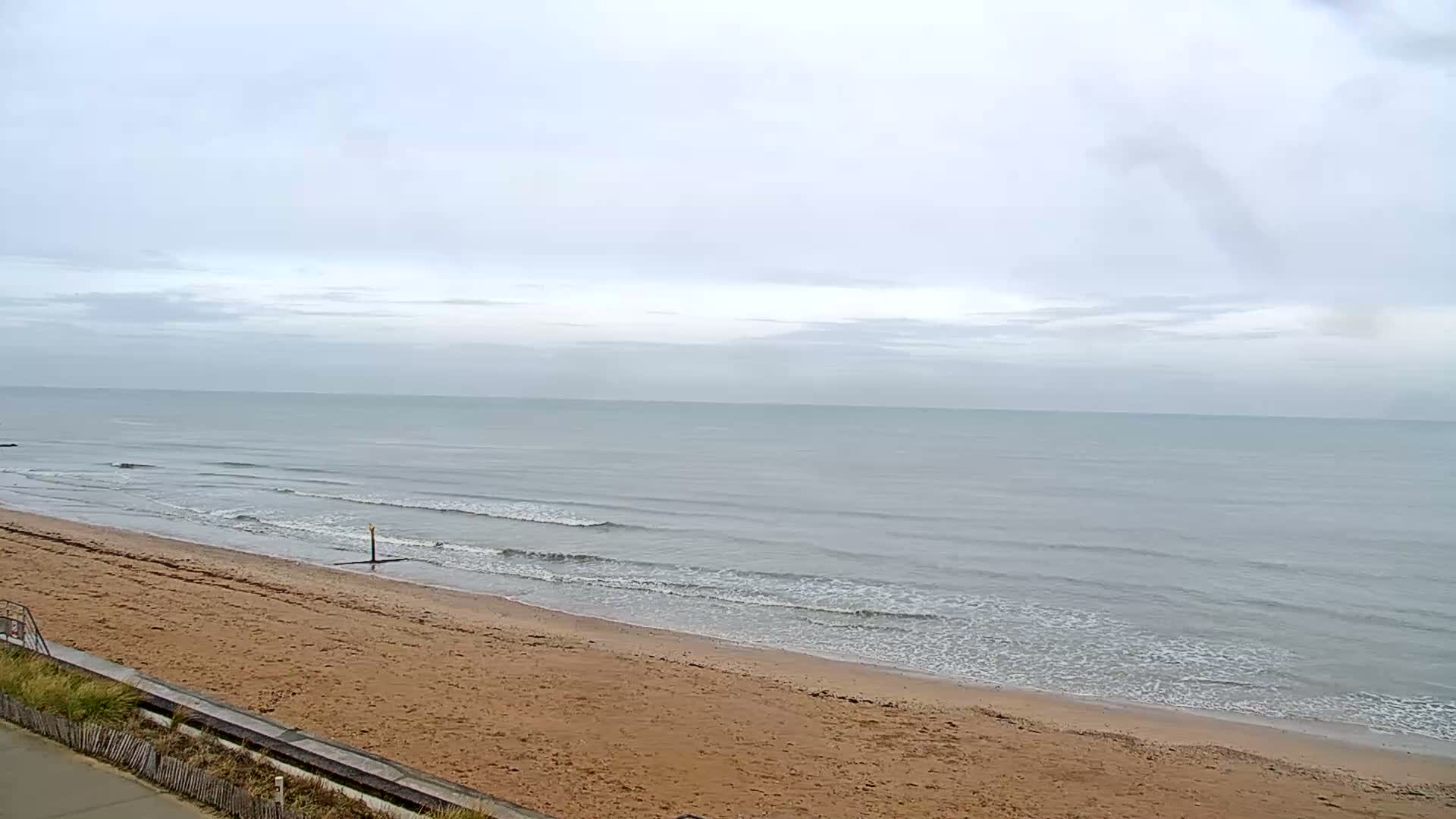 Plage de Langrune-sur-Mer Beach Live Cam - Caen, Calvados, Normandie, France