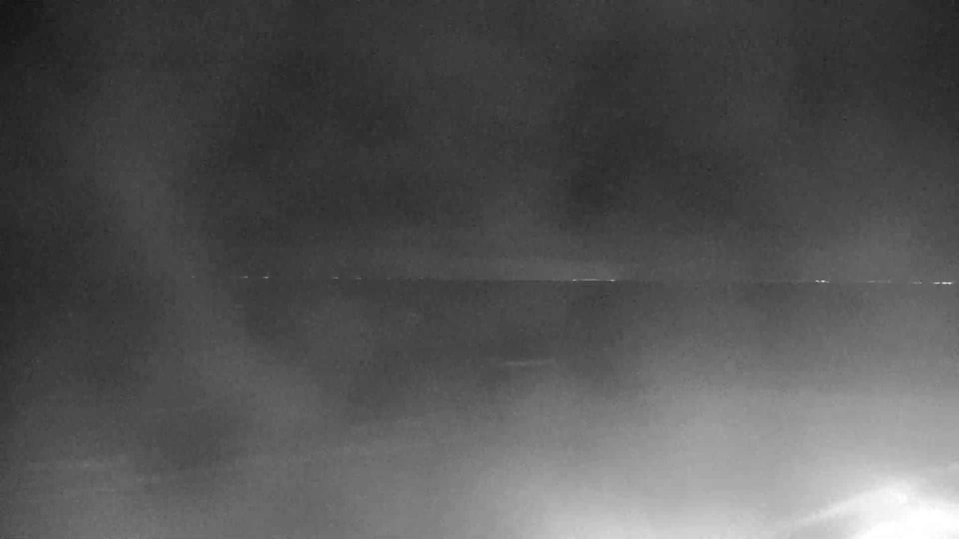 Plage de Langrune-sur-Mer Beach Live Cam - Caen, Calvados, Normandie, France