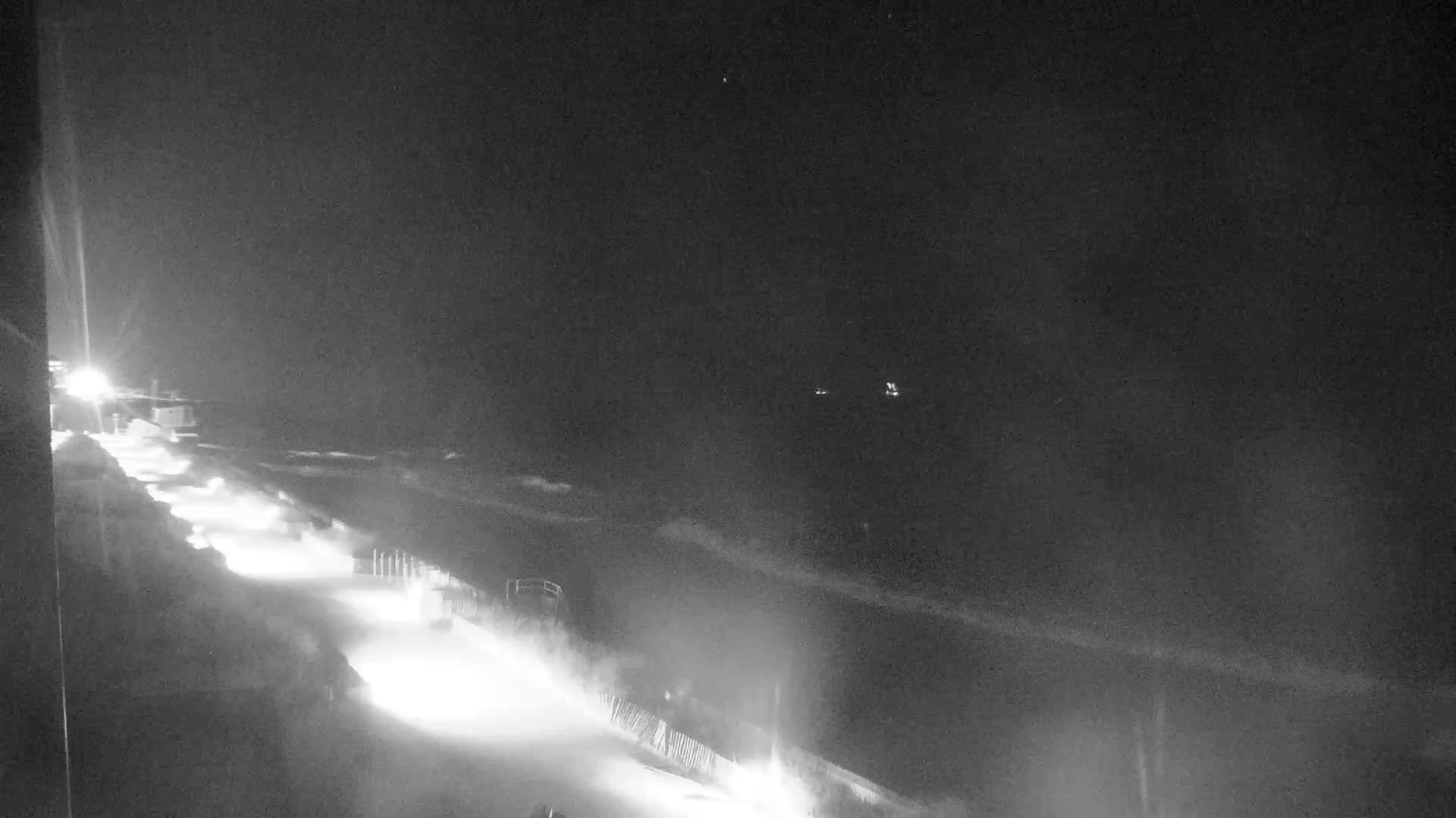 Plage de Langrune-sur-Mer Beach Live Cam - Caen, Calvados, Normandie, France