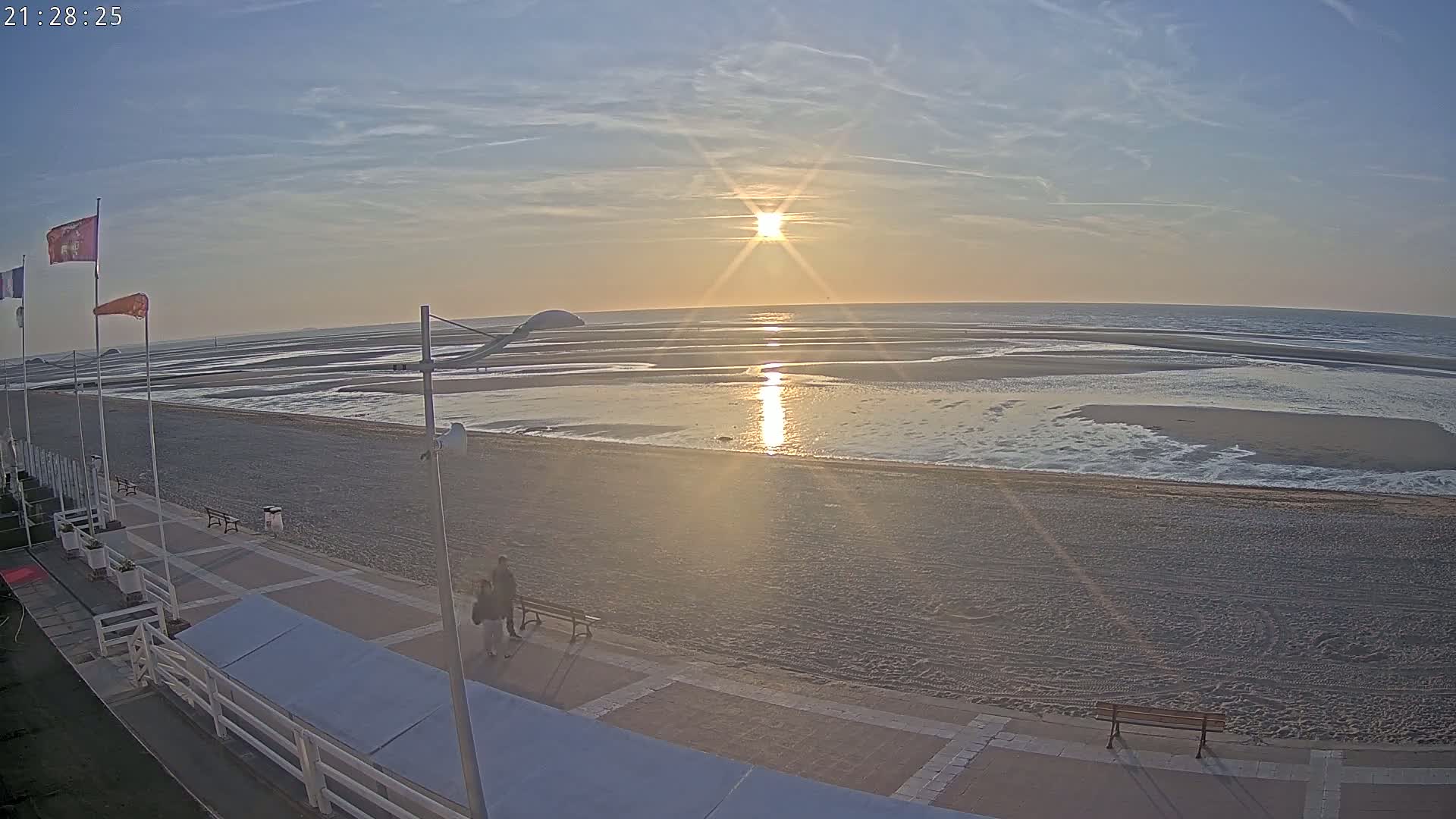 Plage de Houlgate Beach Live Cam - 	Lisieux, Calvados, Normandie, France