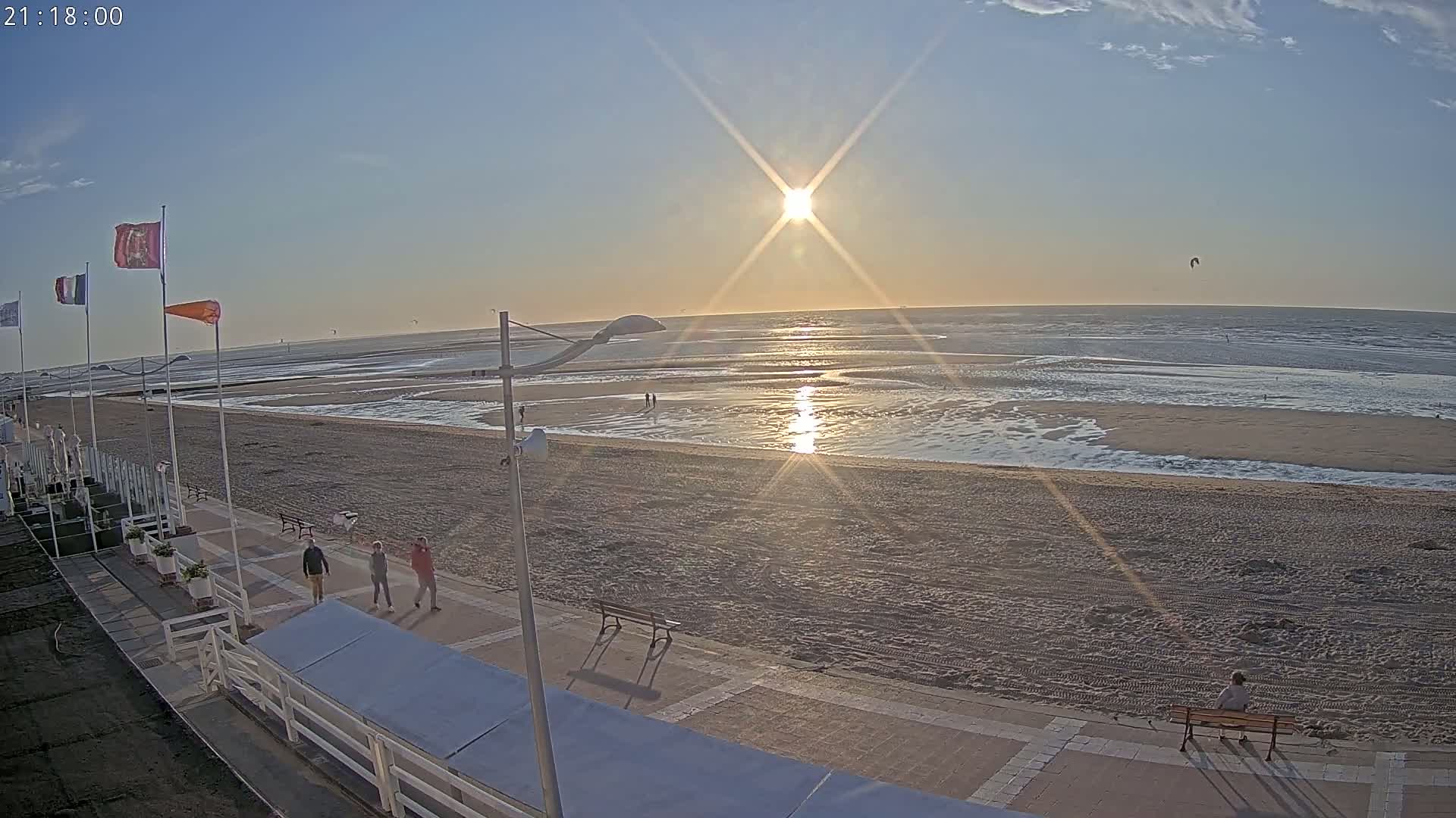Plage de Houlgate Beach Live Cam - 	Lisieux, Calvados, Normandie, France