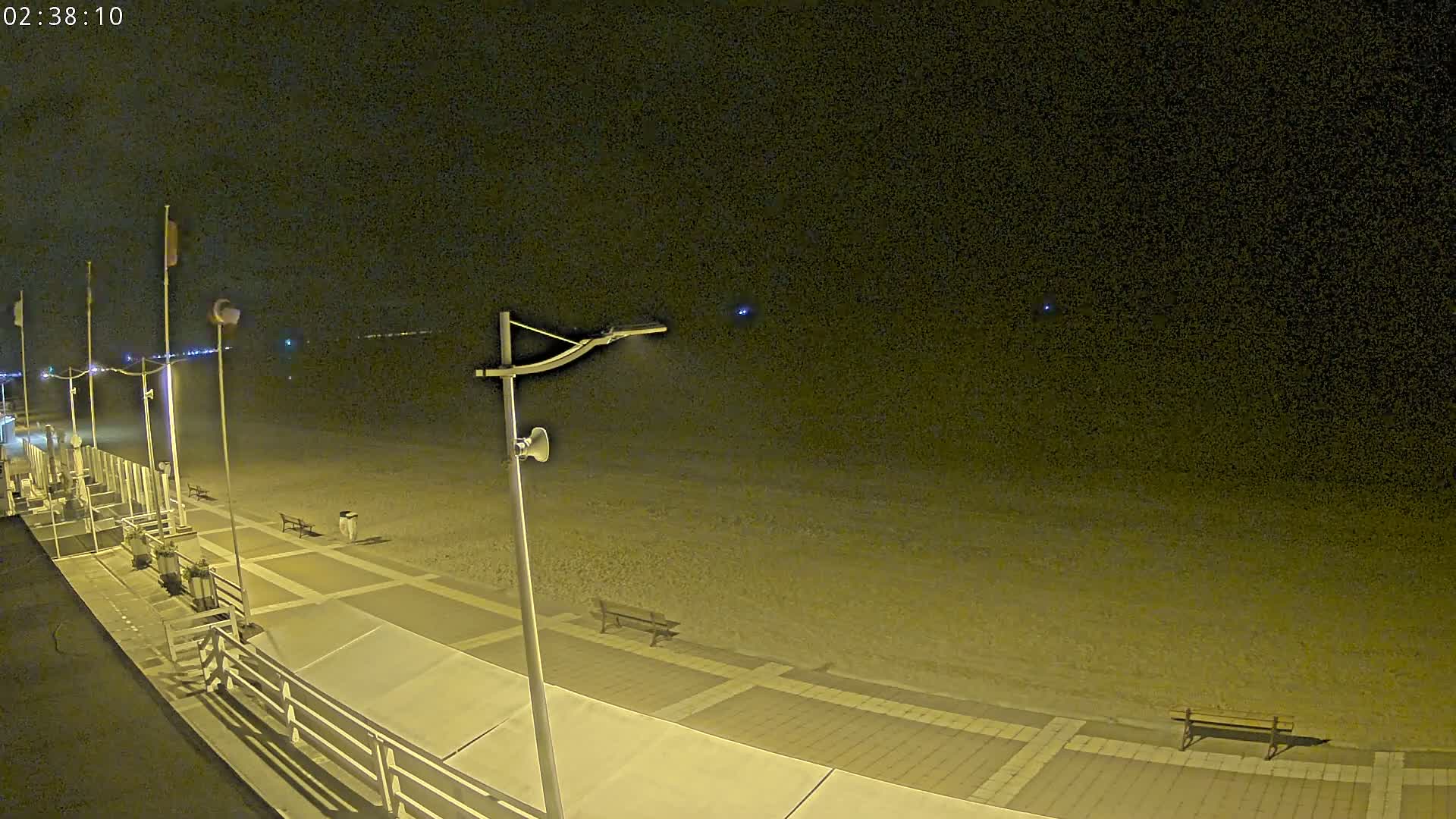 Plage de Houlgate Beach Live Cam - 	Lisieux, Calvados, Normandie, France