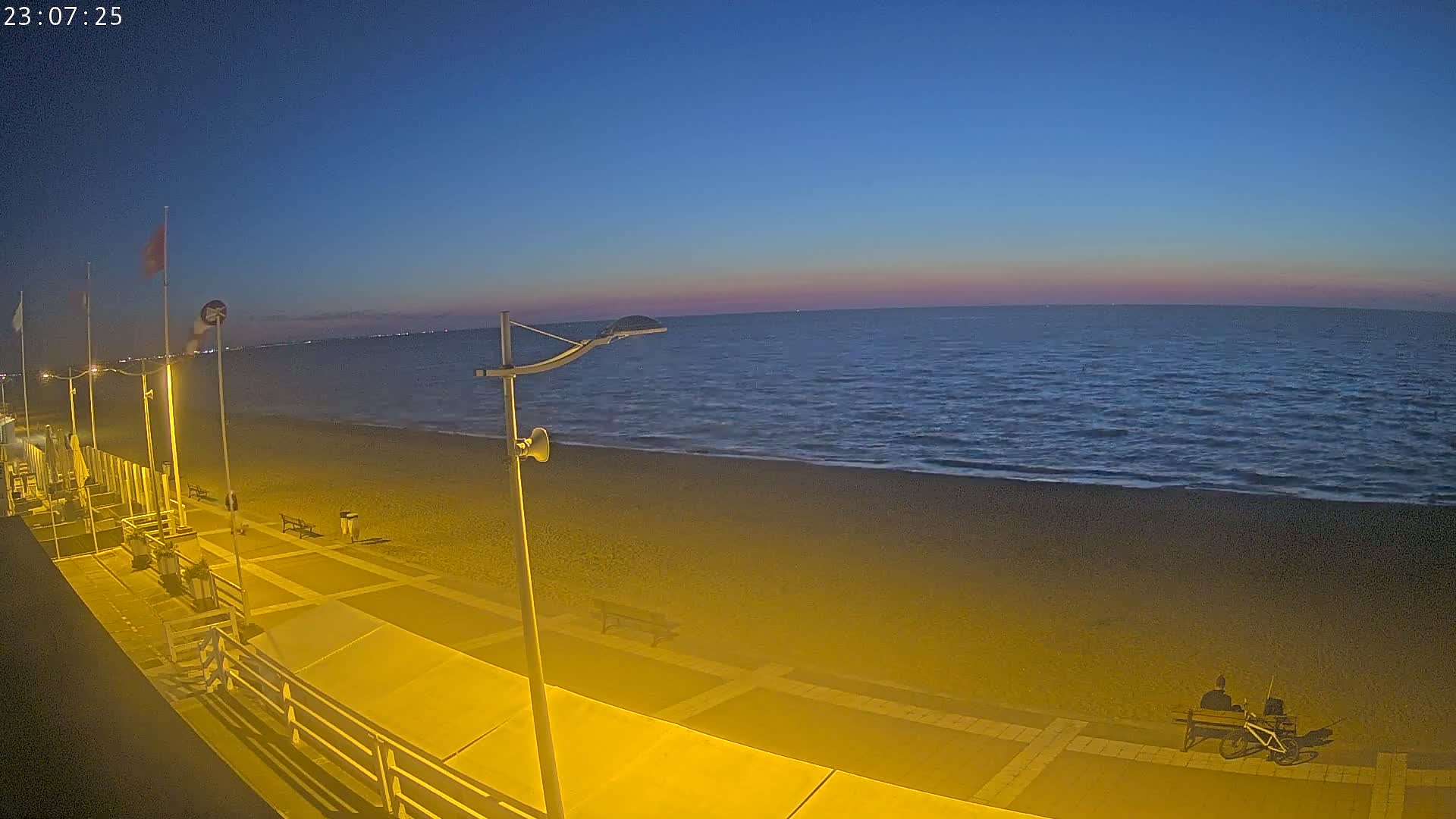 Plage de Houlgate Beach Live Cam - 	Lisieux, Calvados, Normandie, France