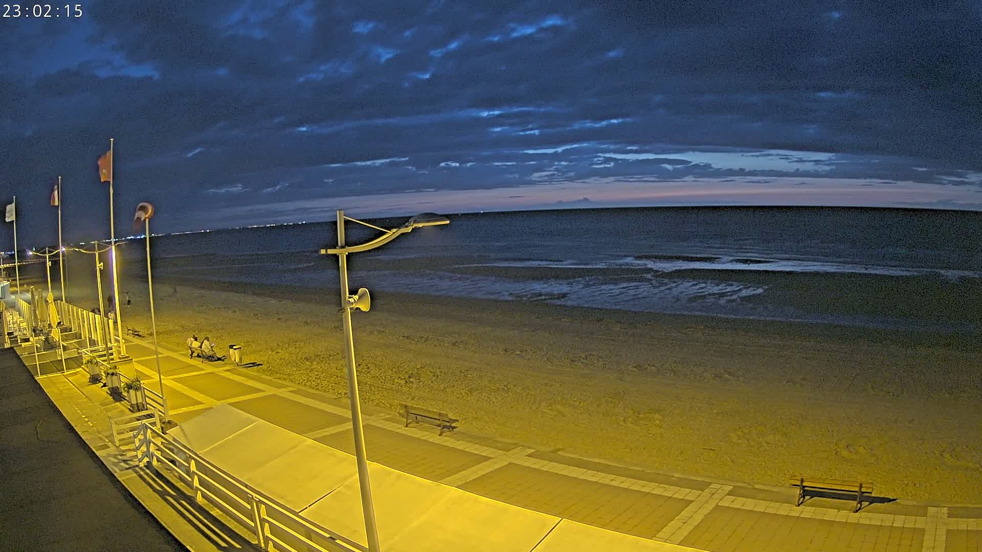 Plage de Houlgate Beach Live Cam - 	Lisieux, Calvados, Normandie, France