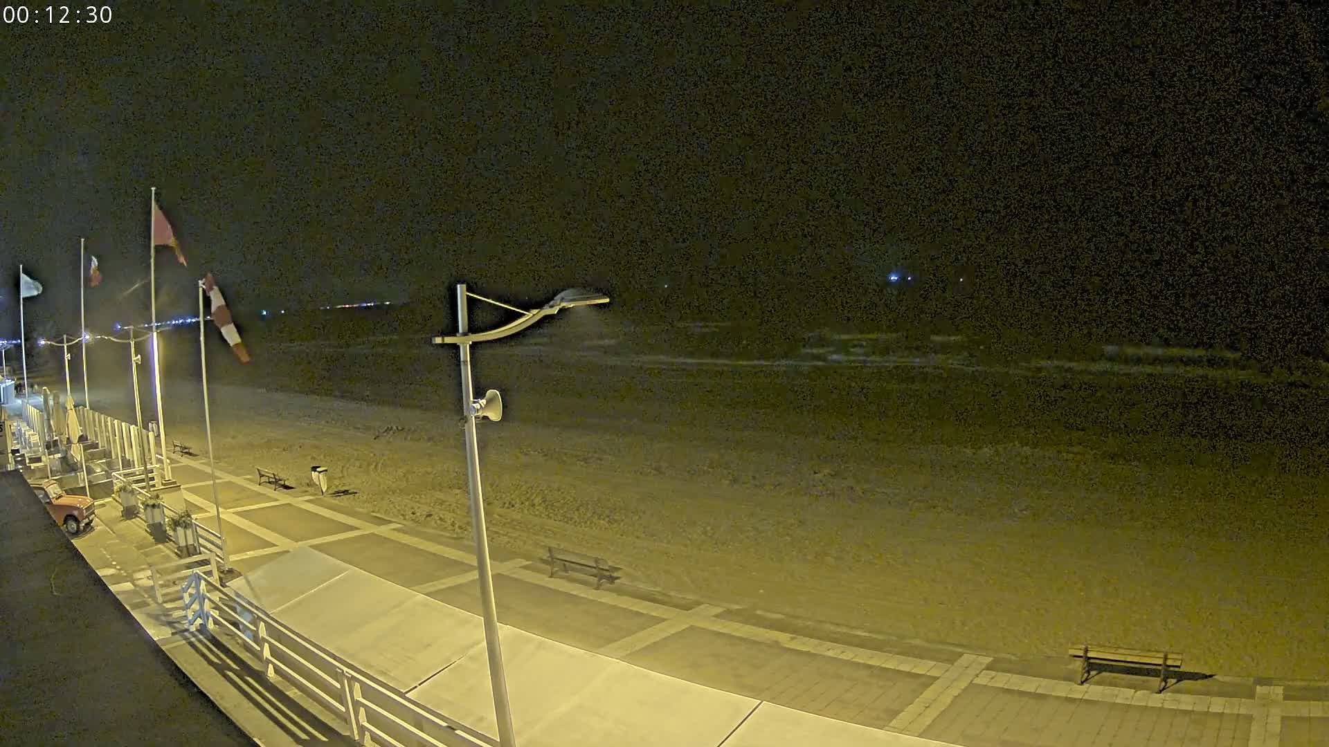 Plage de Houlgate Beach Live Cam - 	Lisieux, Calvados, Normandie, France