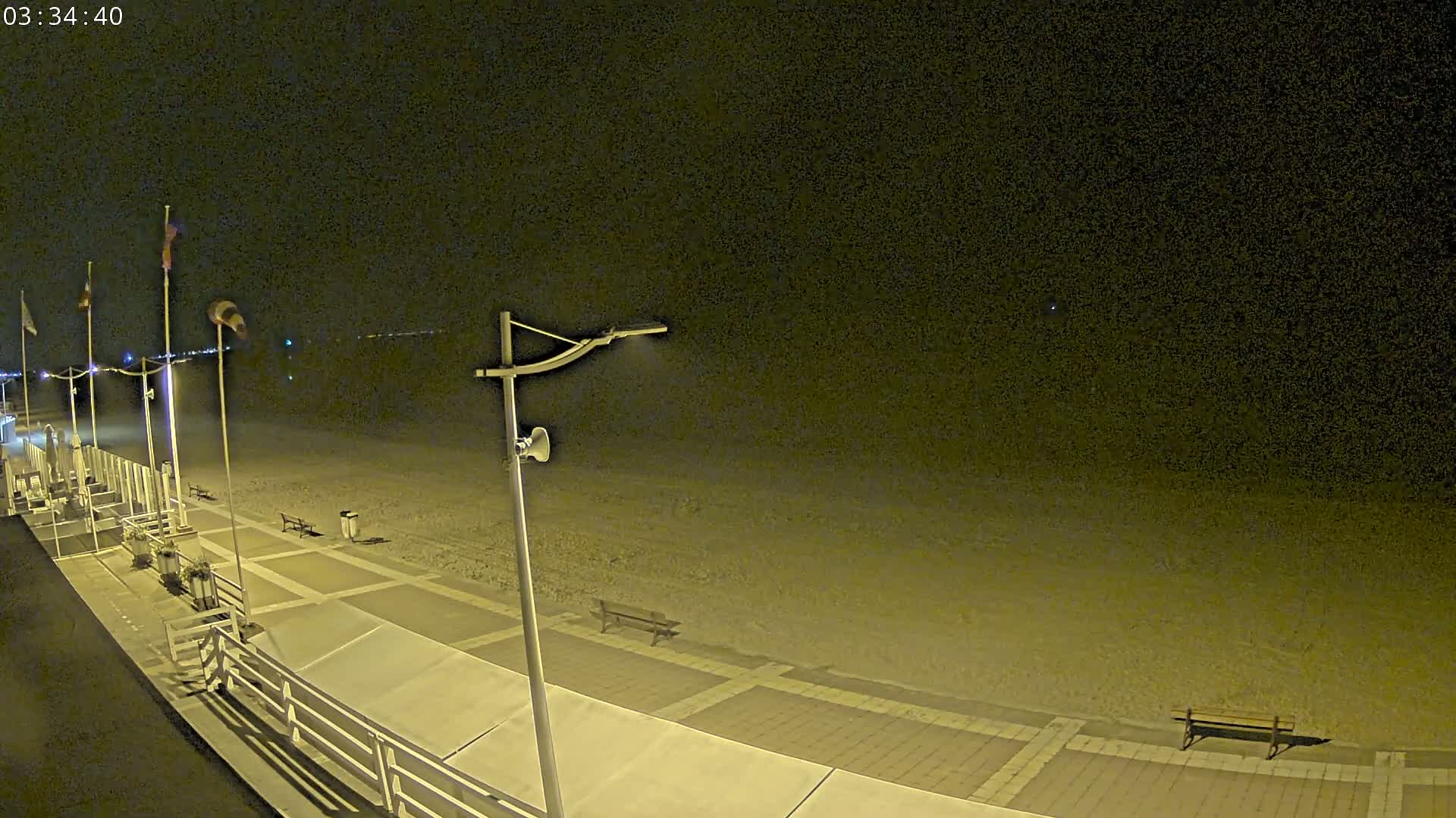 Plage de Houlgate Beach Live Cam - 	Lisieux, Calvados, Normandie, France