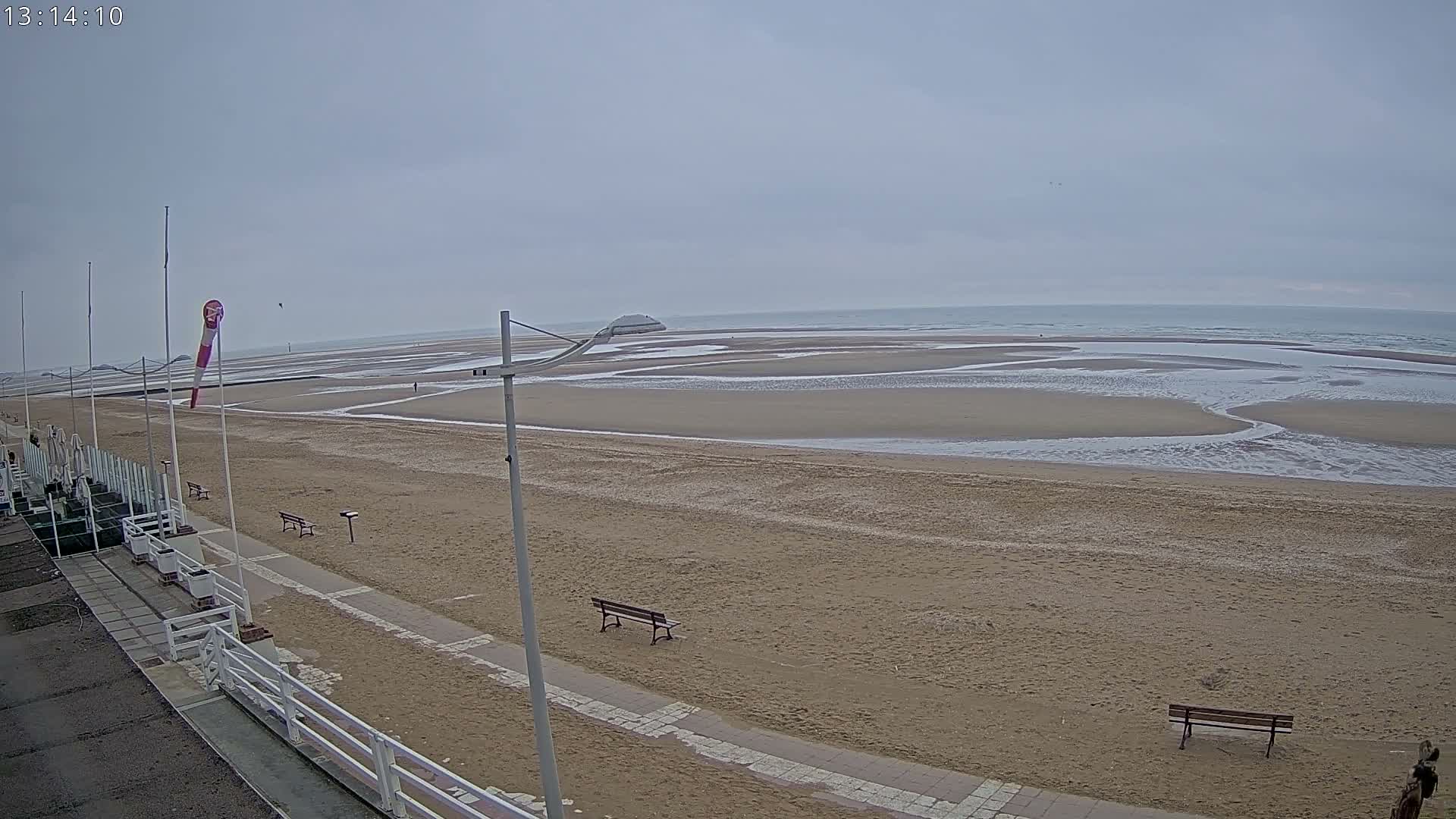 Plage de Houlgate Beach Live Cam - Lisieux, Calvados, Normandie, France