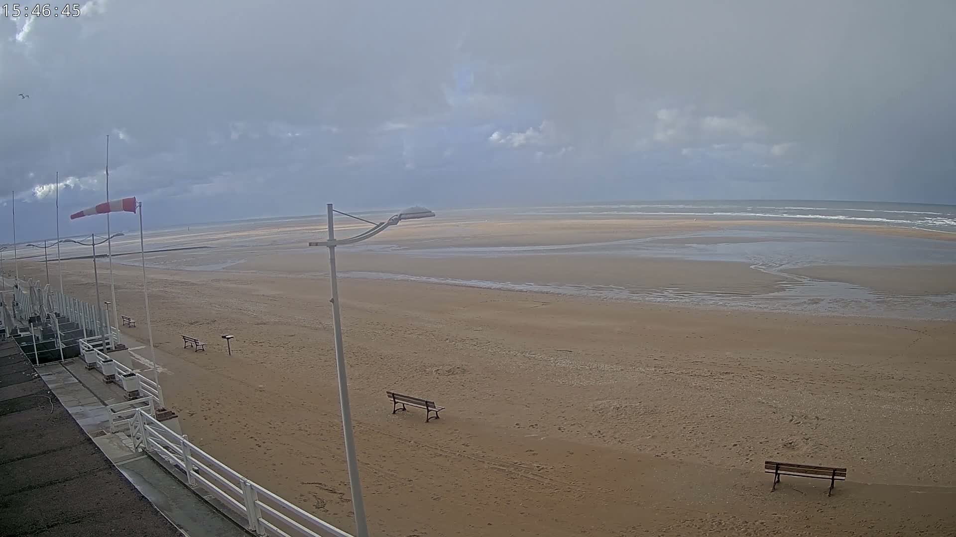 Plage de Houlgate Beach Live Cam - Lisieux, Calvados, Normandie, France