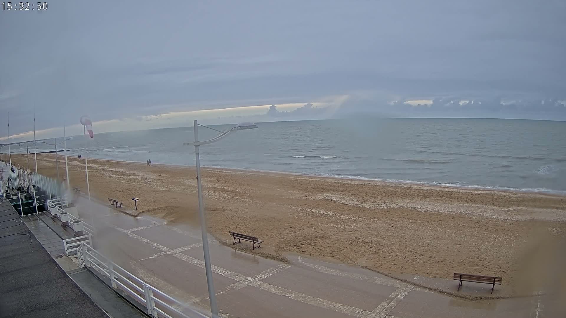 Plage de Houlgate Beach Live Cam - Lisieux, Calvados, Normandie, France