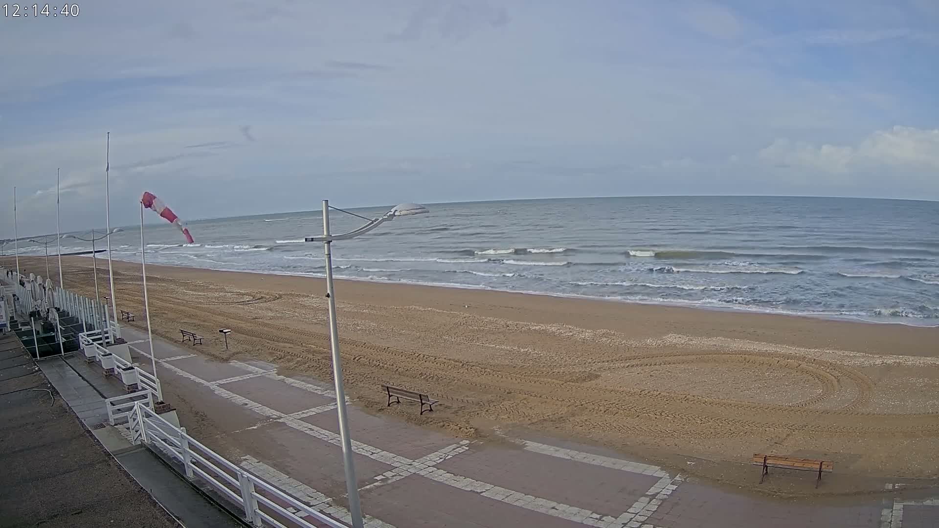 Plage de Houlgate Beach Live Cam - Lisieux, Calvados, Normandie, France