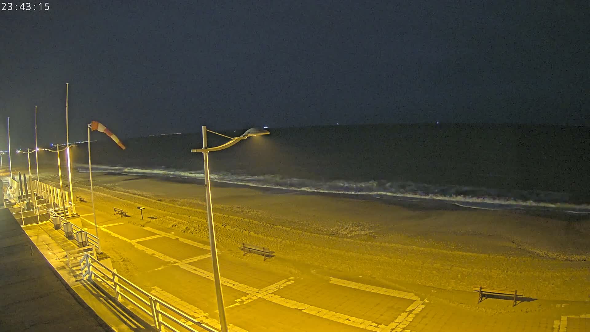 Plage de Houlgate Beach Live Cam - Lisieux, Calvados, Normandie, France