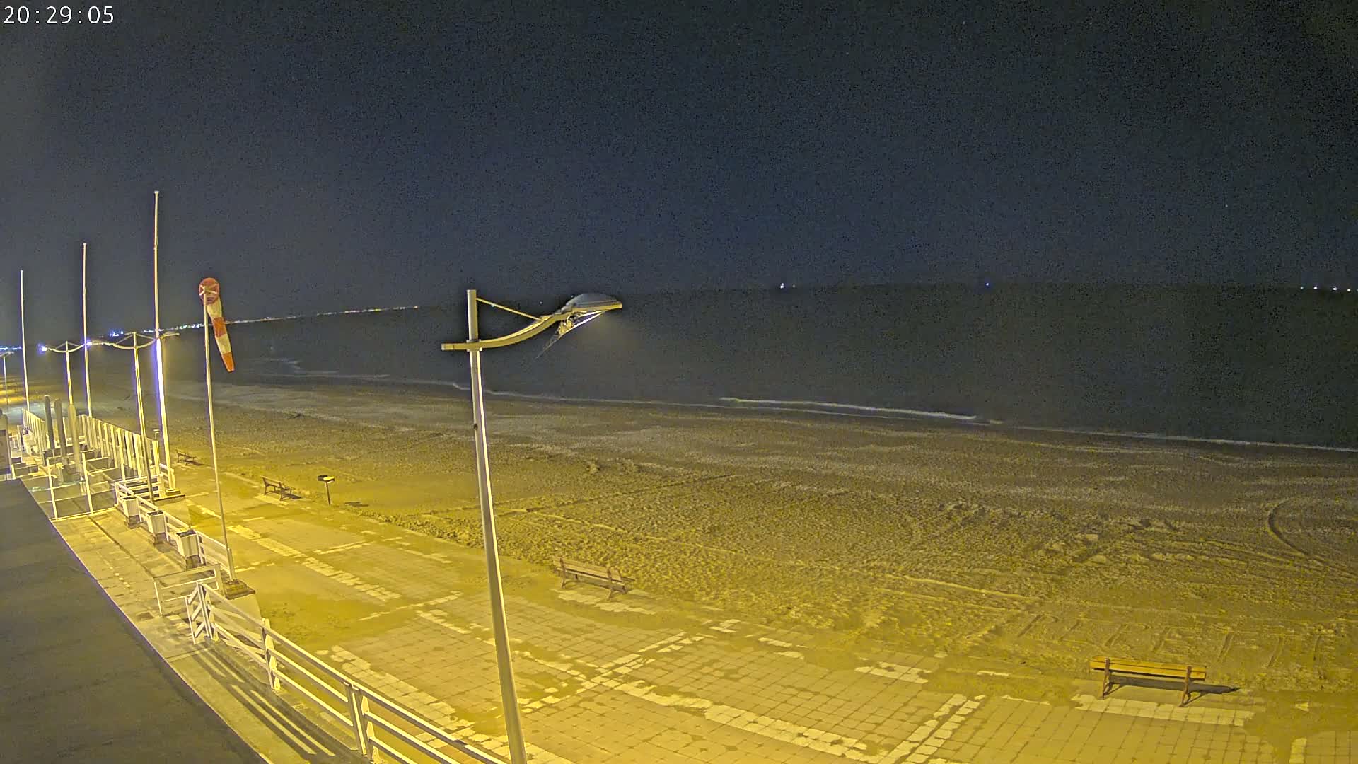 Plage de Houlgate Beach Live Cam - Lisieux, Calvados, Normandie, France